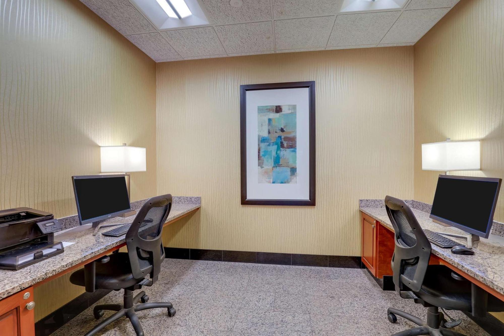 Drury Inn & Suites Grand Rapids Cascade エクステリア 写真