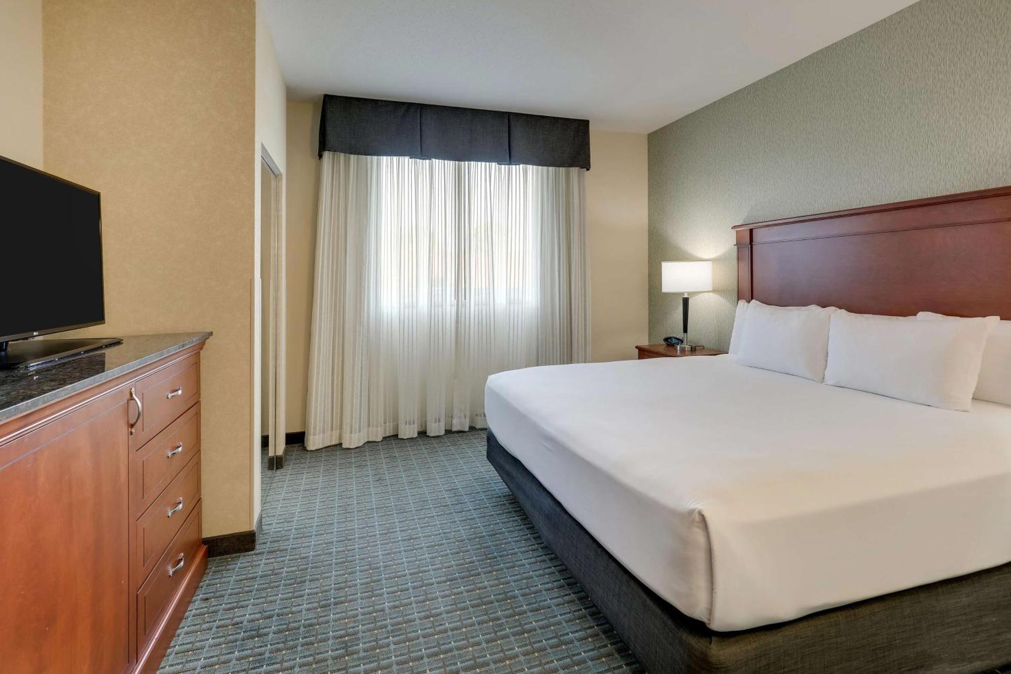 Drury Inn & Suites Grand Rapids Cascade エクステリア 写真