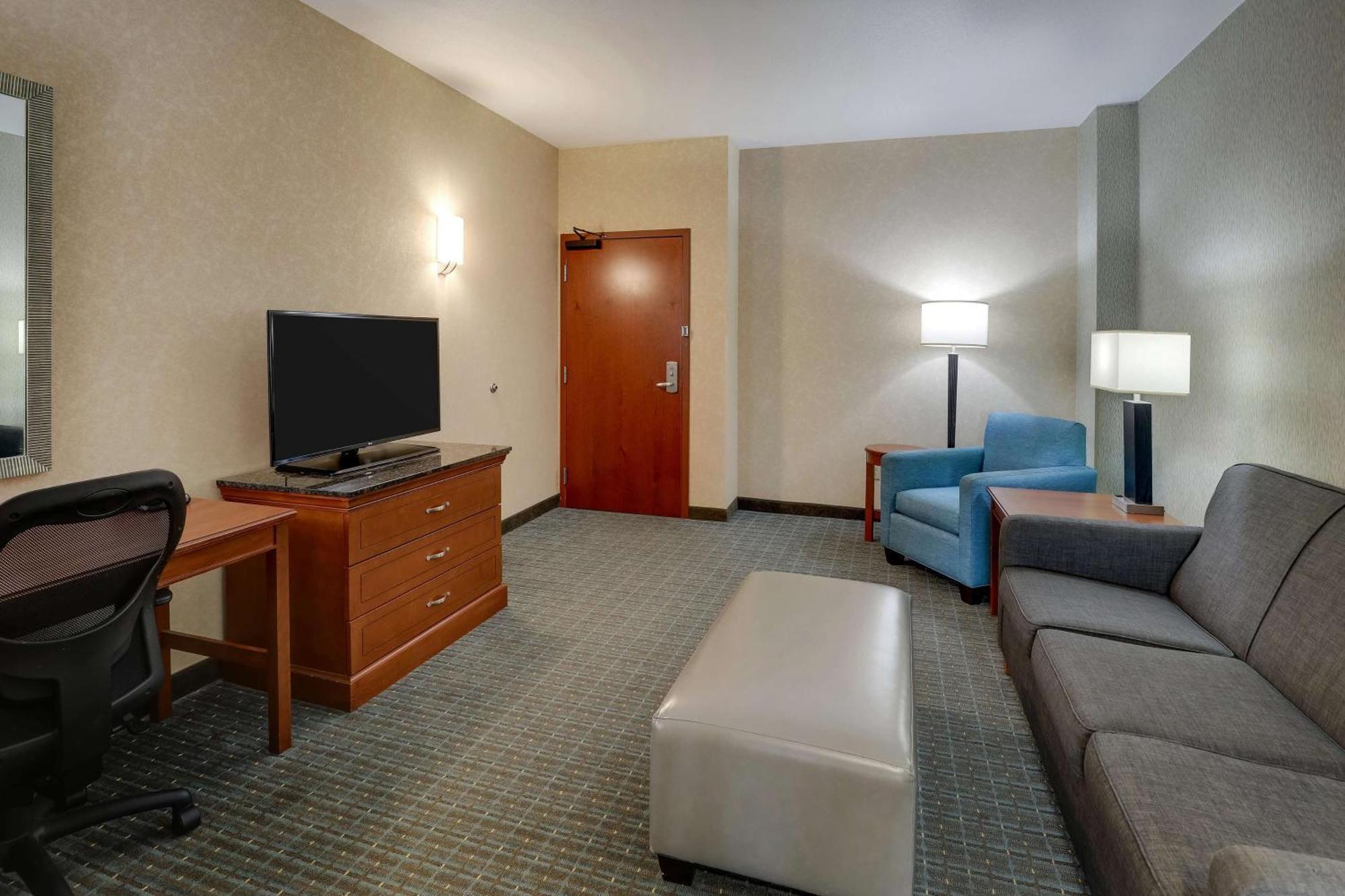 Drury Inn & Suites Grand Rapids Cascade エクステリア 写真