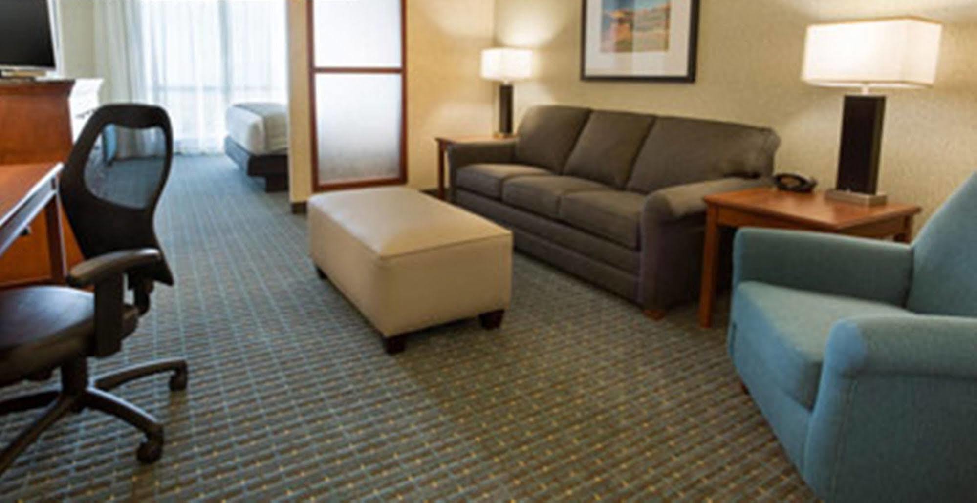 Drury Inn & Suites Grand Rapids Cascade エクステリア 写真